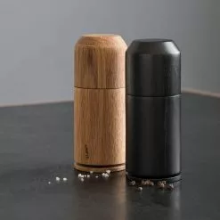 By Wirth Crush Me Salt And Pepper Mill, Oiled Oak -Potten & pannen Winkel by wirth crush me salt and pepper mill oiled oak 8