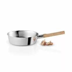 Eva Solo Nordic Kitchen Sauté Pan Ø24 Cm, Stainless Steel -Potten & pannen Winkel eva solo nordic kitchen saute pan 24 cm stainless steel 3