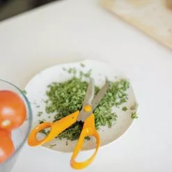 Fiskars Classic Kitchen Scissors, Orange 8 Fiskars Classic Kitchen Scissors, Orange -Potten & pannen Winkel fiskars classic kitchen scissors orange 5