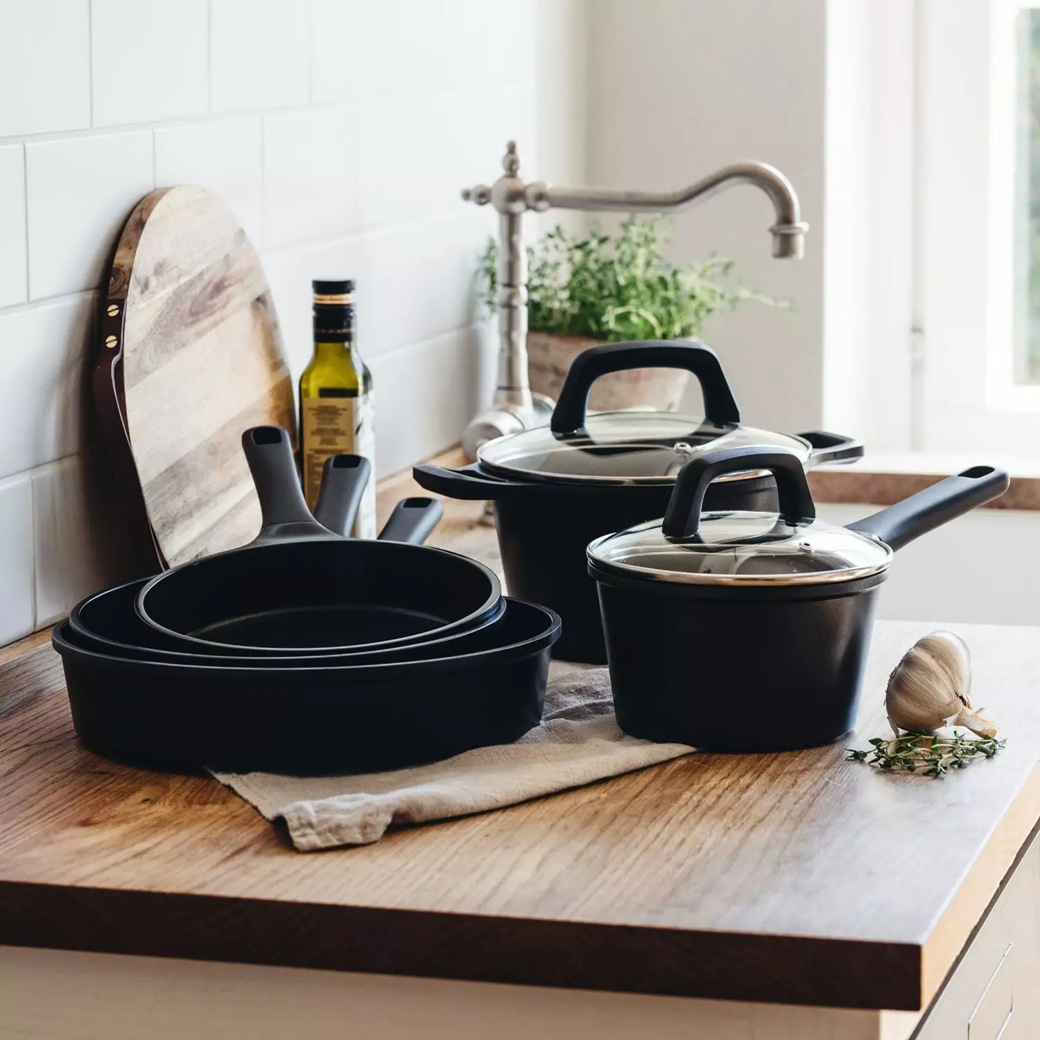 Heirol Groove Braadpan Met Glazen Deksel 20 Cm 6 Heirol Groove Braadpan Met Glazen Deksel 20 Cm - Afbeelding 4