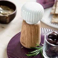 Kähler Hammershøi Spice Mill Small, Indigov 9 Kähler Hammershøi Spice Mill Small, Indigov -Potten & pannen Winkel kahler hammershi grinder h145 dark green 4 1