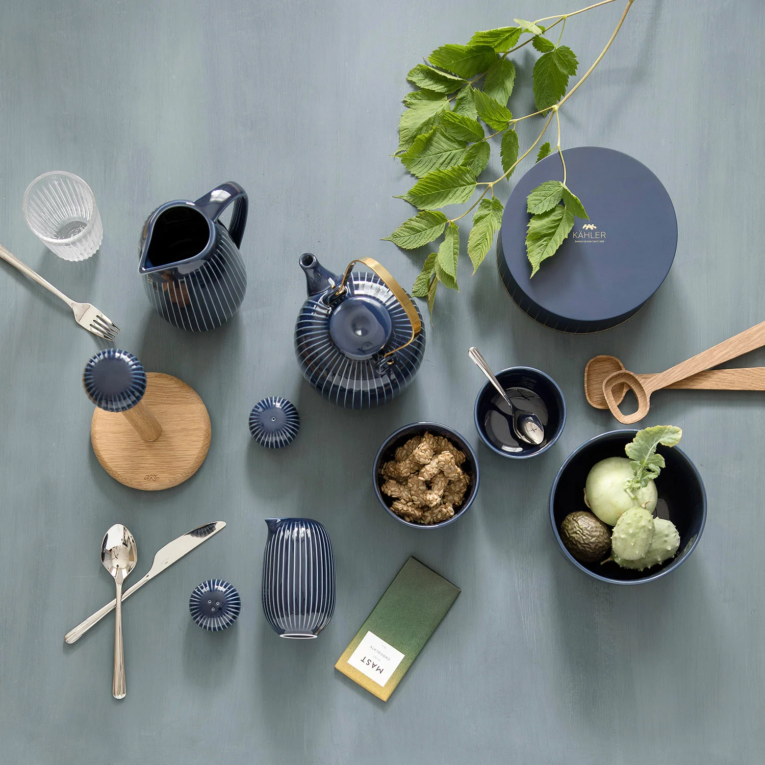 Kähler Hammershøi Salt & Pepper Shaker, White 6 Kähler Hammershøi Salt & Pepper Shaker, White - Afbeelding 4