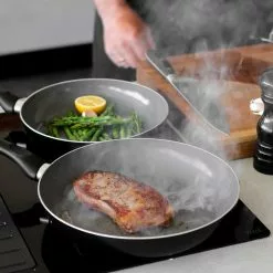 Kitchen Craft Master Class Koekenpan 2 Stuks, 20 Cm & 28 Cm 10 Kitchen Craft Master Class Koekenpan 2 Stuks, 20 Cm & 28 Cm -Potten & pannen Winkel kitchen craft master class frying pan 2 pieces 20 cm 28 cm 0