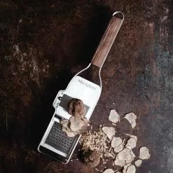 Microplane Master Truffelrasp 2-in-1 -Potten & pannen Winkel microplane master truffelrasp 2 in 1 4