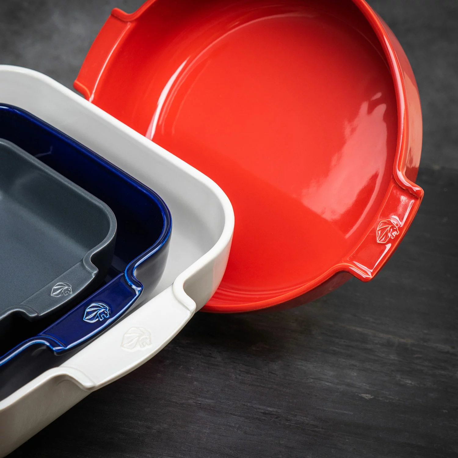 Peugeot Appolia Ovenschaal 23 Cm, Rood 5 Peugeot Appolia Ovenschaal 23 Cm, Rood - Afbeelding 3