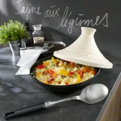 Staub Small Tajine With Ceramic Lid, Creme -Potten & pannen Winkel staub small tajine with ceramic lid creme 4